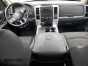 ✅ 2009 Dodge 1500 Laramie • VIN: 1D3HB18T69S763134 • Lot: 58619475. Wystawiony na Copart z przebiegiem 179 924 mil. Bezpłatny archiwum sprzedaży aukcyjnych z USA i szczegółowy raport historii pojazdu na DreamBid. Zdjęcie 8.