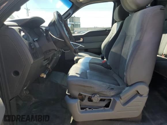 ✅ 2013 Ford F-150 XL • VIN: 1FTFX1EFXDFD98393 • Lot: 70146365. Listed on Copart with 205,145 mi. Free auction sales archive from the USA and detailed vehicle history report at DreamBid. Image 7.