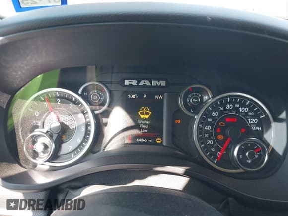 ✅ 2020 Ram 1500 Big Horn • VIN: 1C6SRFFTXLN291141 • Lot: 42173333. Wystawiony na IAAI z przebiegiem 64 866 mil. Bezpłatny archiwum sprzedaży aukcyjnych z USA i szczegółowy raport historii pojazdu na DreamBid. Zdjęcie 7.