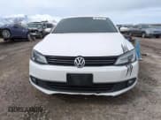 ✅ 2011 Volkswagen Jetta SEL • VIN: 3VWLZ7AJ4BM364163 • Лот: 50105095. Опубликован ранее на Copart с пробегом 241 174 миль. Бесплатный доступ к архиву аукционных продаж из США и подробный отчёт об истории автомобиля на DreamBid. Изображение 5.