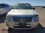 2011 Mercury Mariner z VIN 4M2CN8B77BKJ05126, wystawiony jako Copart lot #48365395 z przebiegiem 179 768 mil mil oraz Szkoda całkowita • Salvage title. Historia ofert i sprzedaży dostępna na DreamBid. Obrazek 5.