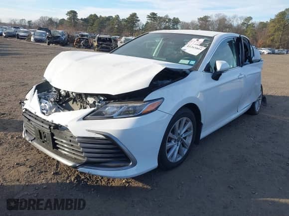 2021 Toyota Camry LE with VIN 4T1R11BK6MU034902, listed as a IAAI auction lot 41265861 with 32,060 mi miles and . Bid and sale history available at DreamBid. Image 17.