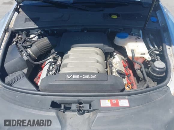 ✅ 2005 Audi A6 • VIN: WAUDG74FX5N085425 • Лот: 42956342. Опубликован ранее на IAAI с пробегом 131 904 миль. Бесплатный доступ к архиву аукционных продаж из США и подробный отчёт об истории автомобиля на DreamBid. Изображение 10.