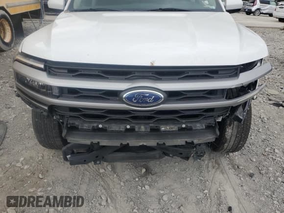 ✅ 2022 Ford Expedition Max XLT • VIN: 1FMJK1HTXNEA37677 • Lot: 85588715. Listed on Copart with 101,424 mi. Free auction sales archive from the USA and detailed vehicle history report at DreamBid. Image 12.