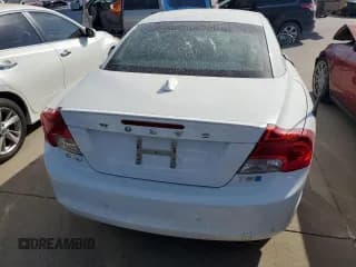 ✅ 2013 Volvo C70 T5 • VIN: YV1672MC8DJ136621 • Лот: 67385424. Опубликован ранее на Copart с пробегом 29 921 миль. Бесплатный доступ к архиву аукционных продаж из США и подробный отчёт об истории автомобиля на DreamBid. Изображение 6.
