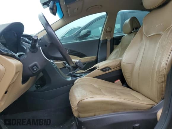 ✅ 2016 Hyundai Azera • VIN: KMHFG4JG1GA520037 • Лот: 56841535. Опубликован ранее на Copart с пробегом 95 655 миль. Бесплатный доступ к архиву аукционных продаж из США и подробный отчёт об истории автомобиля на DreamBid. Изображение 7.