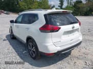✅ 2017 Nissan Rogue SL • VIN: 5N1AT2MT0HC868193 • Lot: 40285680. Listed on IAAI with 48,922 mi. Free auction sales archive from the USA and detailed vehicle history report at DreamBid. Image 3.
