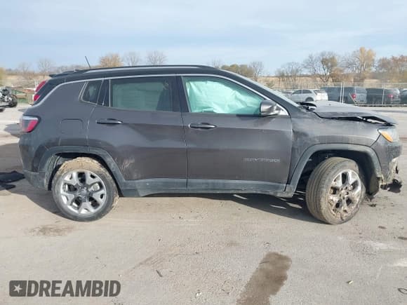 ✅ 2020 Jeep Compass Limited • VIN: 3C4NJDCB2LT146446 • Lot: 43638359. Listed on IAAI with 82,101 mi. Free auction sales archive from the USA and detailed vehicle history report at DreamBid. Image 13.