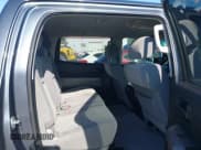 ✅ 2010 Toyota Tundra • VIN: 5TFEY5F11AX097360 • Lot: 41990256. Wystawiony na IAAI z przebiegiem 350 830 mil. Bezpłatny archiwum sprzedaży aukcyjnych z USA i szczegółowy raport historii pojazdu na DreamBid. Zdjęcie 8.