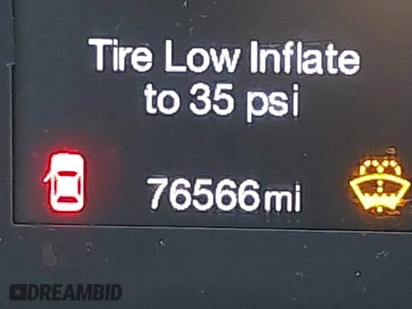 2020 Jeep Compass Latitude с VIN 3C4NJDBB6LT255915, выставлен на аукционе IAAI как лот 43119377 с пробегом 76 566 миль миль и . История ставок и продаж доступна на DreamBid. Изображение 16.