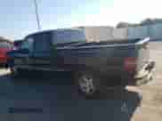 ✅ 2000 Chevrolet Silverado 1500 LS • VIN: 2GCEC19T7Y1374850 • Lot: 68929524. Wystawiony na Copart z przebiegiem 426 938 mil mil. Skorzystaj z bezpłatnego archiwum sprzedaży aukcyjnych z USA i zobacz szczegółowy raport historii pojazdu na DreamBid. Zdjęcie 2.