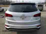 ✅ 2018 Hyundai Santa Fe 2.4L • VIN: 5XYZTDLB1JG541444 • Lot: 42704343. Wystawiony na Copart z przebiegiem 85 924 mil mil. Skorzystaj z bezpłatnego archiwum sprzedaży aukcyjnych z USA i zobacz szczegółowy raport historii pojazdu na DreamBid. Zdjęcie 6.