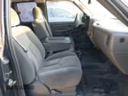 ✅ 2006 Chevrolet Silverado 1500 Work Truck • VIN: 1GCEC19X96Z274367 • Lot: 43838052. Wystawiony na IAAI z przebiegiem 206 517 mil. Bezpłatny archiwum sprzedaży aukcyjnych z USA i szczegółowy raport historii pojazdu na DreamBid. Zdjęcie 5.