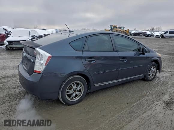 ✅ 2011 Toyota Prius I • VIN: JTDKN3DU6B0283712 • Lot: 95272715. Listed on Copart with 201,518 mi. Free auction sales archive from the USA and detailed vehicle history report at DreamBid. Image 3.