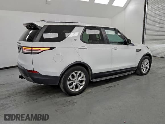 ✅ 2020 Land Rover Discovery SE • VIN: SALRG2RV9L2423836 • Лот: 92815055. Опубликован ранее на Copart с пробегом 119 317 миль. Бесплатный доступ к архиву аукционных продаж из США и подробный отчёт об истории автомобиля на DreamBid. Изображение 3.