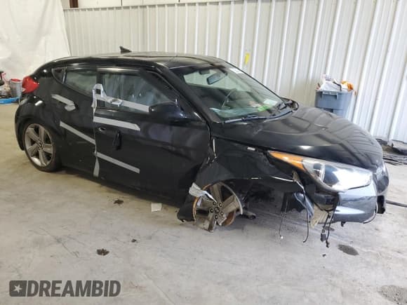 ✅ 2013 Hyundai Veloster w/Black Int • VIN: KMHTC6ADXDU117796 • Lot: 44189295. Wystawiony na Copart z przebiegiem 333 333 mil. Bezpłatny archiwum sprzedaży aukcyjnych z USA i szczegółowy raport historii pojazdu na DreamBid. Zdjęcie 4.