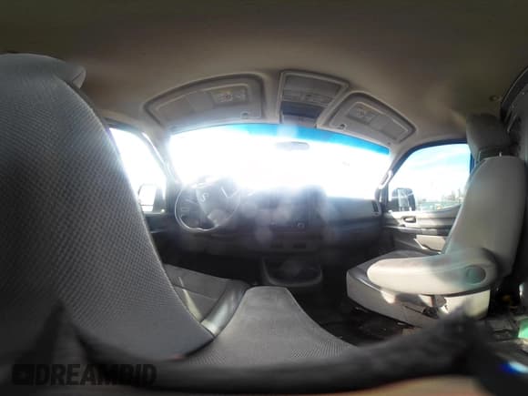 ✅ 2013 Nissan NV S • VIN: 1N6BF0KM9DN101101 • Lot: 41384511. Wystawiony na IAAI z przebiegiem 232 485 mil. Bezpłatny archiwum sprzedaży aukcyjnych z USA i szczegółowy raport historii pojazdu na DreamBid. Zdjęcie 17.