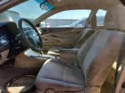 ✅ 2003 Honda Civic LX • VIN: 1HGEM22523L050885 • Lot: 85192635. Wystawiony na Copart z przebiegiem 248 441 mil. Bezpłatny archiwum sprzedaży aukcyjnych z USA i szczegółowy raport historii pojazdu na DreamBid. Zdjęcie 7.