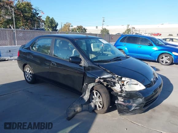 ✅ 2003 Toyota Prius • VIN: JT2BK18U730082435 • Lot: 43645396. Wystawiony na IAAI z przebiegiem 239 735 mil. Bezpłatny archiwum sprzedaży aukcyjnych z USA i szczegółowy raport historii pojazdu na DreamBid. Zdjęcie 1.