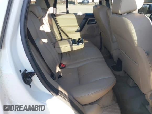 ✅ 2011 Land Rover LR2 HSE • VIN: SALFR2BN4BH276845 • Лот: 41985191. Опубликован ранее на IAAI с пробегом 226 251 миль. Бесплатный доступ к архиву аукционных продаж из США и подробный отчёт об истории автомобиля на DreamBid. Изображение 8.