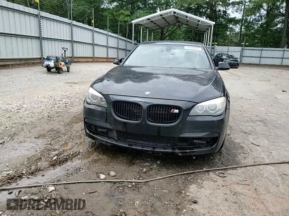 ✅ 2013 BMW 7 Series 750i xDrive • VIN: WBAYB6C57DD223543 • Lot: 59290365. Listed on Copart with 116,576 mi. Free auction sales archive from the USA and detailed vehicle history report at DreamBid. Image 13.