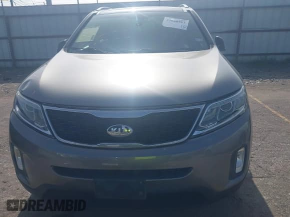 ✅ 2014 Kia Sorento EX • VIN: 5XYKU4A73EG522638 • Lot: 42638383. Wystawiony na IAAI z przebiegiem 126 598 mil. Bezpłatny archiwum sprzedaży aukcyjnych z USA i szczegółowy raport historii pojazdu na DreamBid. Zdjęcie 12.