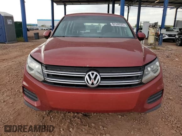 ✅ 2014 Volkswagen Tiguan S • VIN: WVGBV3AX4EW102604 • Лот: 81348525. Опубликован ранее на Copart с пробегом 102 115 миль. Бесплатный доступ к архиву аукционных продаж из США и подробный отчёт об истории автомобиля на DreamBid. Изображение 5.