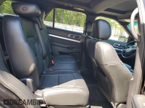 ✅ 2017 Ford Explorer XLT • VIN: 1FM5K8D82HGA91317 • Lot: 56111155. Wystawiony na Copart z przebiegiem 113 231 mil. Bezpłatny archiwum sprzedaży aukcyjnych z USA i szczegółowy raport historii pojazdu na DreamBid. Zdjęcie 11.