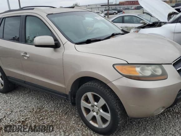 ✅ 2007 Hyundai Santa Fe SE • VIN: 5NMSH73EX7H044681 • Lot: 72720544. Listed on Copart with 199,119 mi. Free auction sales archive from the USA and detailed vehicle history report at DreamBid. Image 4.