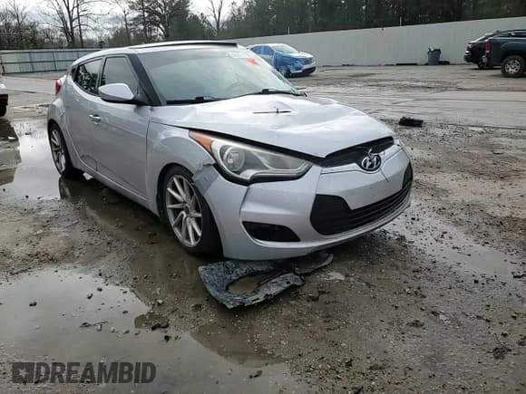 ✅ 2012 Hyundai Veloster w/Gray Int • VIN: KMHTC6AD9CU061817 • Lot: 45307115. Wystawiony na Copart z przebiegiem Nie podano. Bezpłatny archiwum sprzedaży aukcyjnych z USA i szczegółowy raport historii pojazdu na DreamBid. Zdjęcie 11.