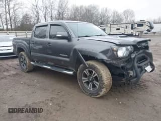 ✅ 2014 Toyota Tacoma • VIN: 5TFLU4EN6EX108778 • Lot: 43806497. Listed on IAAI with 106,862 mi. Free auction sales archive from the USA and detailed vehicle history report at DreamBid. Image 1.