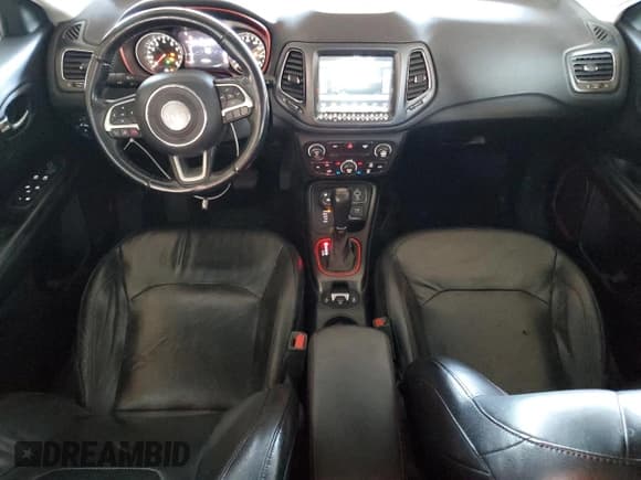 ✅ 2017 Jeep Compass Trailhawk • VIN: 3C4NJDDB4HT606972 • Lot: 85425365. Listed on Copart with 144,783 mi. Free auction sales archive from the USA and detailed vehicle history report at DreamBid. Image 8.