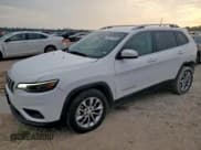 ✅ 2021 Jeep Cherokee Latitude Lux • VIN: 1C4PJLMX9MD107163 • Lot: 70121745. Wystawiony na Copart z przebiegiem 81 761 mil. Bezpłatny archiwum sprzedaży aukcyjnych z USA i szczegółowy raport historii pojazdu na DreamBid. Zdjęcie 1.