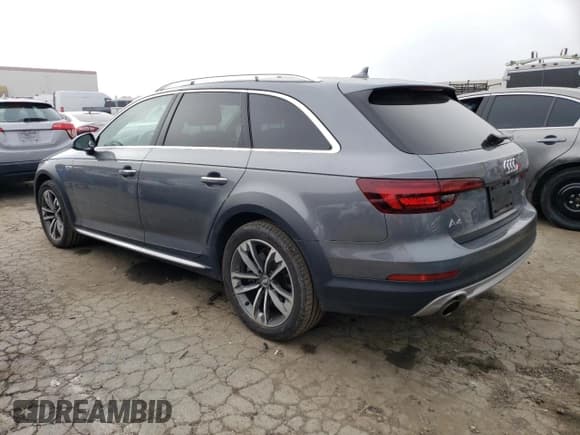 ✅ 2018 Audi allroad A4 Premium • VIN: WA17NAF43JA077242 • Лот: 40792563. Опубликован ранее на Copart с пробегом 29 209 миль. Бесплатный доступ к архиву аукционных продаж из США и подробный отчёт об истории автомобиля на DreamBid. Изображение 2.