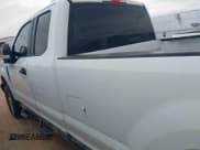 ✅ 2019 Ford F-350 Lariat • VIN: 1FT7X3B63KEC13771 • Lot: 43465595. Wystawiony na IAAI z przebiegiem 145 955 mil. Bezpłatny archiwum sprzedaży aukcyjnych z USA i szczegółowy raport historii pojazdu na DreamBid. Zdjęcie 14.