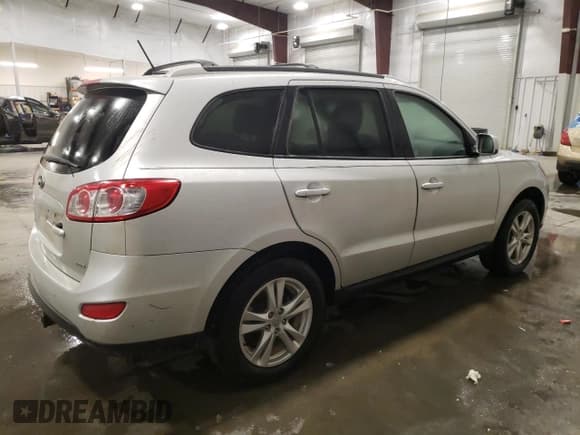 ✅ 2012 Hyundai Santa Fe SE • VIN: 5XYZHDAG7CG135865 • Lot: 85170794. Listed on Copart with 99,152 mi. Free auction sales archive from the USA and detailed vehicle history report at DreamBid. Image 3.
