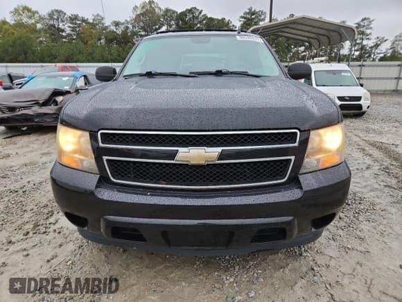 ✅ 2008 Chevrolet Avalanche 2LT • VIN: 3GNEC12JX8G234783 • Lot: 90530835. Wystawiony na Copart z przebiegiem 148 589 mil. Bezpłatny archiwum sprzedaży aukcyjnych z USA i szczegółowy raport historii pojazdu na DreamBid. Zdjęcie 5.