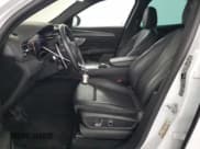 ✅ 2023 Maserati Grecale GT • VIN: ZN682AVA6P7434153 • Lot: 73529474. Wystawiony na Copart z przebiegiem 17 259 mil. Bezpłatny archiwum sprzedaży aukcyjnych z USA i szczegółowy raport historii pojazdu na DreamBid. Zdjęcie 7.