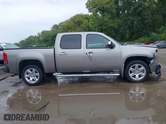 ✅ 2013 GMC Sierra 1500 SLT • VIN: 3GTP2WE72DG194940 • Lot: 43170172. Listed on IAAI with 190,690 mi. Free auction sales archive from the USA and detailed vehicle history report at DreamBid. Image 14.