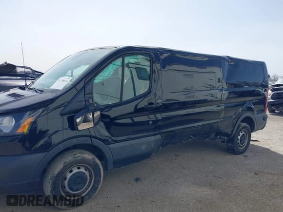 ✅ 2018 Ford Transit • VIN: 1FTYR2YM1JKA80703 • Лот: 41750614. Опубликован ранее на IAAI с пробегом 72 923 миль. Бесплатный доступ к архиву аукционных продаж из США и подробный отчёт об истории автомобиля на DreamBid. Изображение 14.
