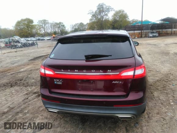 ✅ 2017 Lincoln MKX Reserve • VIN: 2LMPJ8LR3HBL26227 • Lot: 41921086. Listed on IAAI with 131,815 mi. Free auction sales archive from the USA and detailed vehicle history report at DreamBid. Image 16.