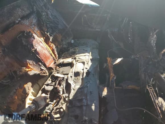 ✅ 1995 Cadillac DeVille • VIN: 1G6KD52BXSU231723 • Lot: 41523425. Wystawiony na Copart z przebiegiem Nie podano. Bezpłatny archiwum sprzedaży aukcyjnych z USA i szczegółowy raport historii pojazdu na DreamBid. Zdjęcie 11.