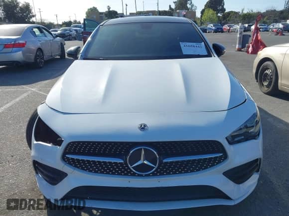 2022 Mercedes-Benz CLA 250 с VIN W1K5J4GB2NN318946, выставлен на аукционе IAAI как лот 41658442 с пробегом 42 530 миль миль и . История ставок и продаж доступна на DreamBid. Изображение 12.
