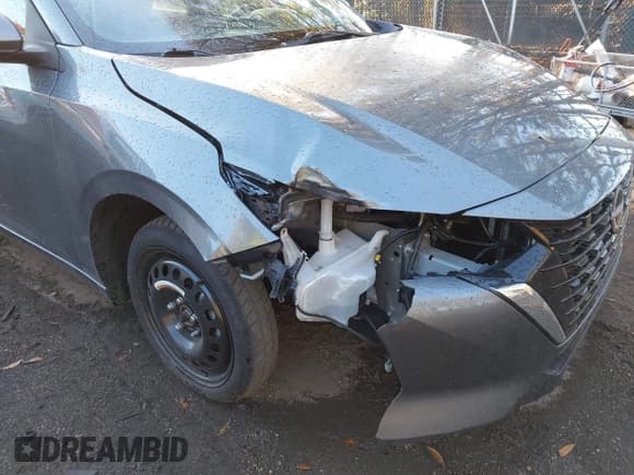 ✅ 2025 Nissan Sentra SV • VIN: 3N1AB8CV9SY263362 • Lot: 43736644. Wystawiony na IAAI z przebiegiem 19 272 mil. Bezpłatny archiwum sprzedaży aukcyjnych z USA i szczegółowy raport historii pojazdu na DreamBid. Zdjęcie 6.