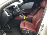 ✅ 2022 BMW X6 xDrive40i • VIN: 5UXCY6C00N9J28423 • Lot: 89817875. Wystawiony na Copart z przebiegiem 58 243 mil. Bezpłatny archiwum sprzedaży aukcyjnych z USA i szczegółowy raport historii pojazdu na DreamBid. Zdjęcie 7.