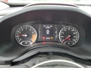 ✅ 2015 Jeep Renegade Latitude • VIN: ZACCJBBT3FPB49728 • Лот: 90214845. Опубликован ранее на Copart с пробегом 64 283 миль. Бесплатный доступ к архиву аукционных продаж из США и подробный отчёт об истории автомобиля на DreamBid. Изображение 9.