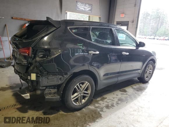 ✅ 2017 Hyundai Santa Fe 2.4L • VIN: 5XYZUDLB3HG444625 • Лот: 79358453. Опубликован ранее на Copart с пробегом 93 745 миль. Бесплатный доступ к архиву аукционных продаж из США и подробный отчёт об истории автомобиля на DreamBid. Изображение 3.