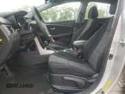 ✅ 2016 Hyundai Elantra • VIN: KMHD35LH6GU313978 • Лот: 81705395. Опубликован ранее на Copart с пробегом 120 722 миль. Бесплатный доступ к архиву аукционных продаж из США и подробный отчёт об истории автомобиля на DreamBid. Изображение 7.