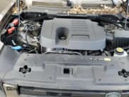 ✅ 2024 Land Rover Defender X-Dynamic SE • VIN: SALE27EU4R2268659 • Lot: 48372685. Listed on Copart with 5,366 mi. Free auction sales archive from the USA and detailed vehicle history report at DreamBid. Image 11.