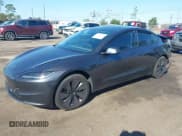 ✅ 2024 Tesla Model 3 • VIN: 5YJ3E1EA7RF762374 • Lot: 43613297. Wystawiony na IAAI z przebiegiem 19 720 mil. Bezpłatny archiwum sprzedaży aukcyjnych z USA i szczegółowy raport historii pojazdu na DreamBid. Zdjęcie 2.